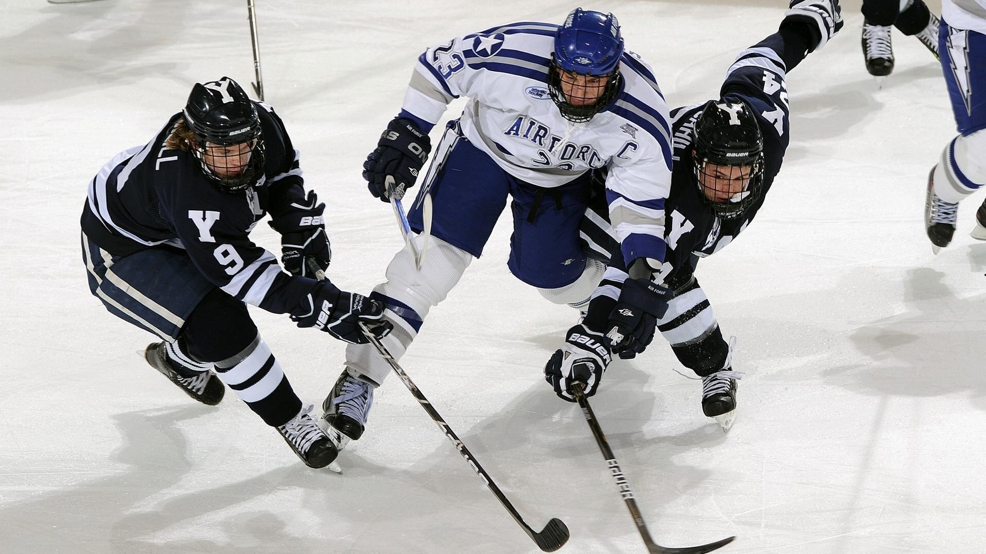 科比生前访谈引热议,施耐德乃最佳教练 MVP不选哈登是巨大争议